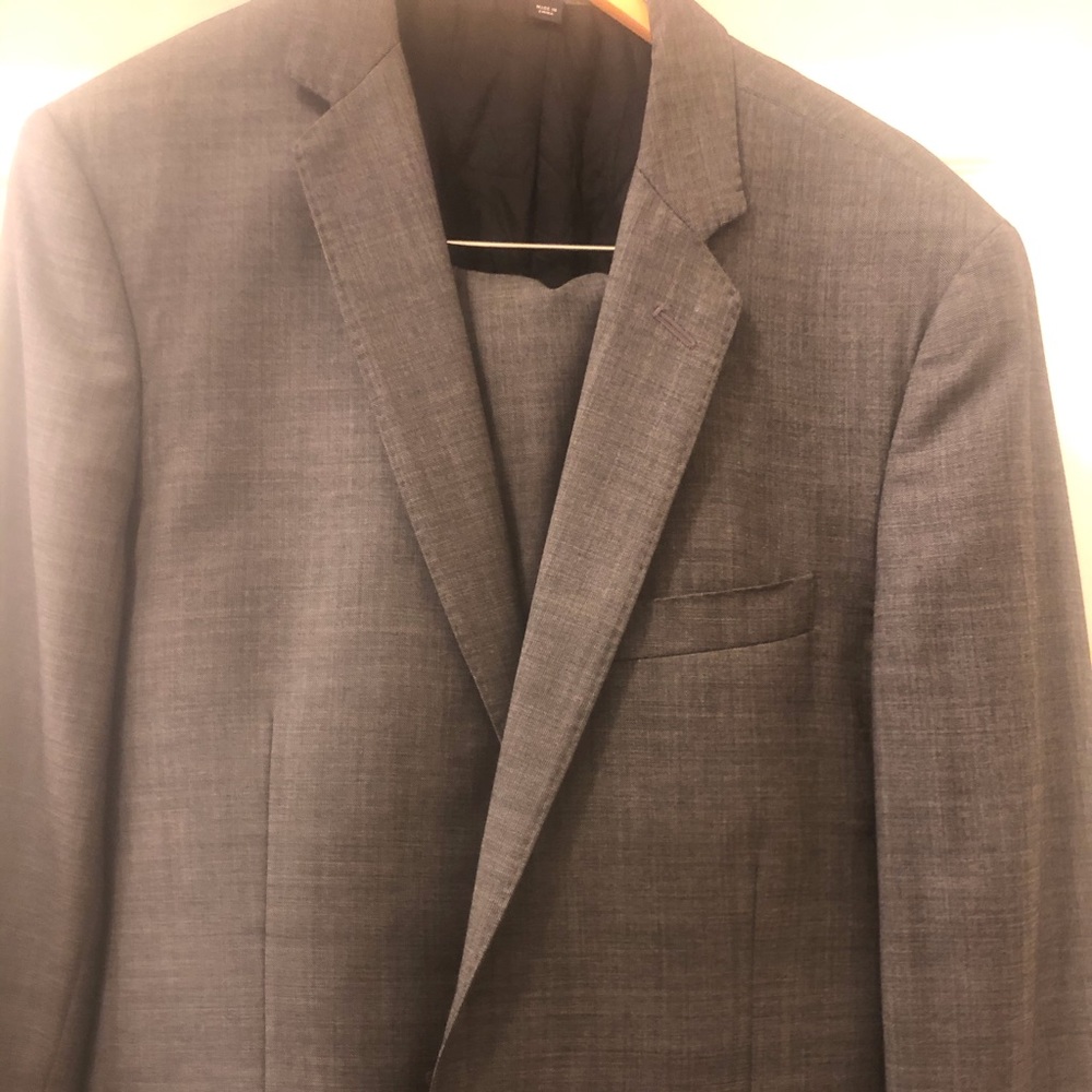 J Crew  slim 40 suit pants 32x30 (reads 34x30.)